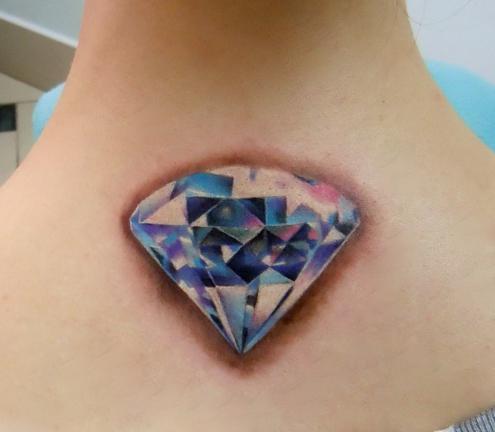 Čo znamená tetovanie "Diamond"?