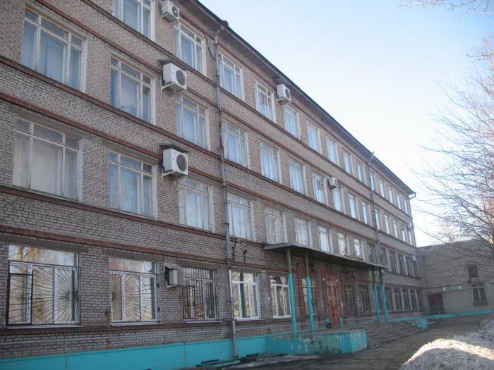 Hutnícka fakulta Cherepovets: História a modernosť