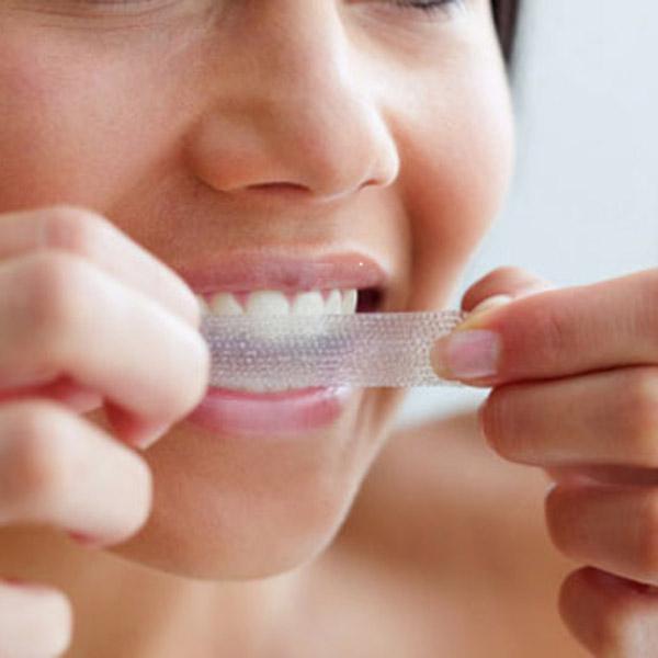 Moderné zubné lekárstvo: jedno bielenie zubov